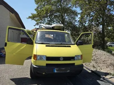 Gebraucht VW T4 102 PS (75 kW) 2001 Gelb Van