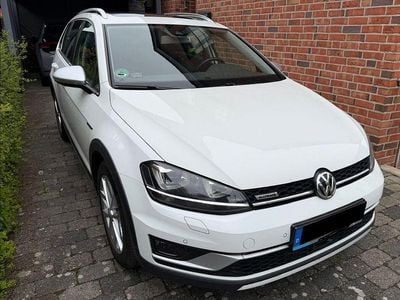Usata VW Golf Alltrack 184 CV (135 kW) 2015 Bianco Station wagon