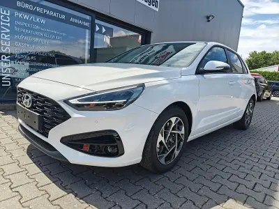 Neu Hyundai i30 GO! 150 PS (110 kW) 2026 Weiß Limousine