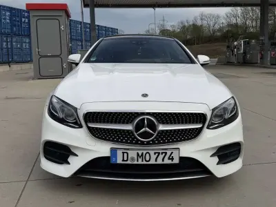 Gebraucht Mercedes E350 AMG line 299 PS (219 kW) 2019 Weiß Coupé