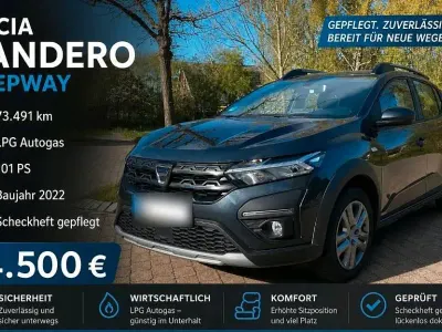 Usata Dacia Sandero Comfort 101 CV (74 kW) 2022 Grigio Utilitaria