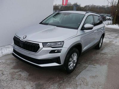 Neu Skoda Karoq Selection 150 PS (110 kW) 2026 Brillantsilber metallic SUV