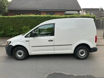 Gebraucht VW Caddy 102 PS (75 kW) 2017 Weiß Van / Kleinbus