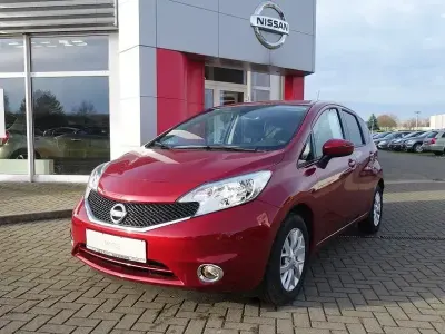Gebraucht Nissan Note Acenta+ 80 PS (58 kW) 2016 New red (m) Kleinwagen