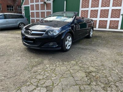 gebraucht Opel Astra Cabriolet 1,6 Twin Top/ Leder/ PDC