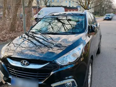 Gebraucht Hyundai ix35 163 PS (119 kW) 2011 Schwarz SUV