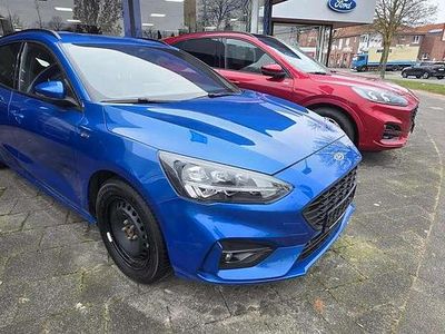 Gebraucht Ford Focus Titanium 150 PS (110 kW) 2019 Blau Kombi
