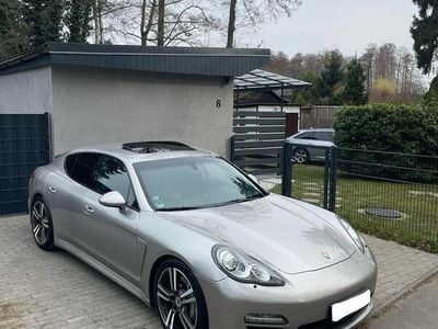 Porsche Panamera 4S