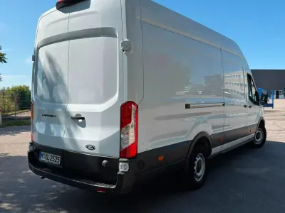 Gebraucht Ford Transit 165 PS (121 kW) 2025 Weiß Van
