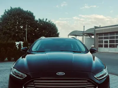 Gebraucht Ford Mondeo 120 PS (88 kW) 2015 Schwarz Kombi