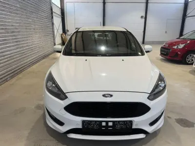 Gebraucht Ford Focus ST-Line 140 PS (102 kW) 2018 Weiß Kombi