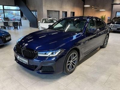 Gebraucht BMW 545e M Sport 394 PS (289 kW) 2021 Blau Limousine
