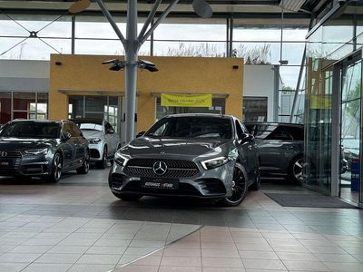 Mountaingrau Gebraucht 2022 Mercedes A250 AMG line Limousine | 31.999 € (Etwas zu teuer)