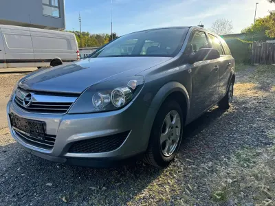Używany Opel Astra 116 KM (85 kW) 2009 Kombi
