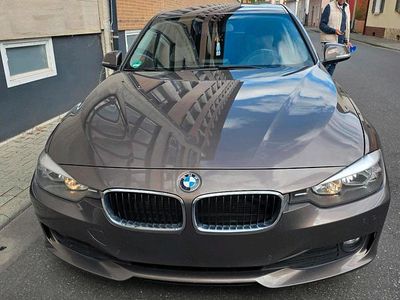 Usata BMW 318 143 CV (105 kW) 2013 Marrone Station wagon