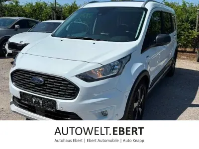 Gebraucht Ford Tourneo Connect 120 PS (88 kW) 2022 Frostweiß Van / Kleinbus