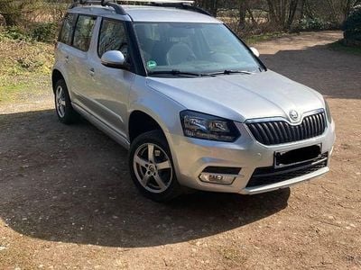 Gebraucht Skoda Yeti Ambition 122 PS (89 kW) 2014 Silber SUV