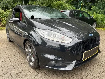 Gebraucht Ford Fiesta ST 182 PS (133 kW) 2015 Schwarz Kleinwagen