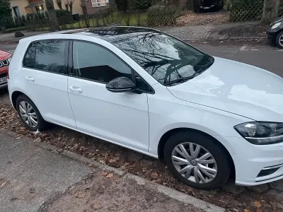 Gebraucht VW Golf VII 150 PS (110 kW) 2019 Weiß Kleinwagen