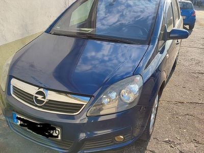 Usata Opel Zafira 140 CV (102 kW) 2005 Blu Monovolume