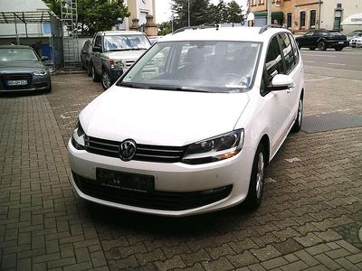 Gebraucht VW Sharan Trendline 140 PS (102 kW) 2012 Candyweiß Van / Kleinbus