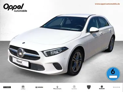 Gebraucht Mercedes A200 Progressive 163 PS (119 kW) 2018 Weiß Limousine