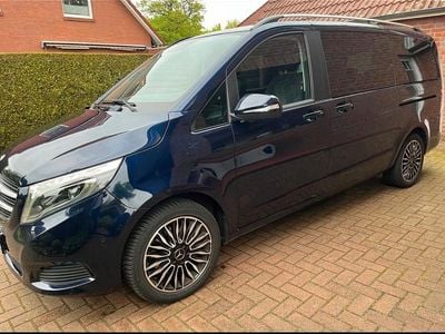 Usata Mercedes V220 163 CV (119 kW) 2016 Blu Monovolume