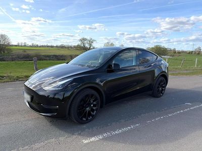 Second-hand Tesla Model Y 380 kW (517 CP) 2023 Negru SUV