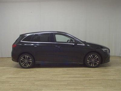 Mercedes B200