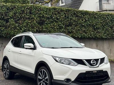 Gebraucht Nissan Qashqai 360º 131 PS (96 kW) 2015 Weiß SUV