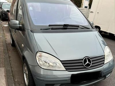 Grau Gebraucht 2005 Mercedes Vaneo Van / Kleinbus | 3.200 € (Fairer Preis)