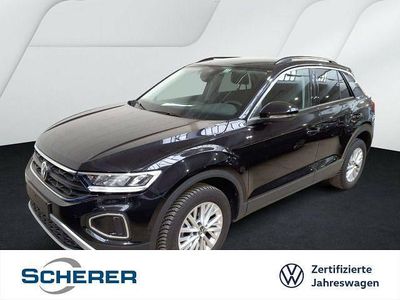 Gebraucht VW T-Roc Life 116 PS (85 kW) 2024 Deep black perleffekt (metallic) SUV