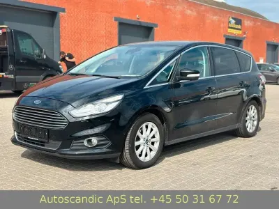 Gebraucht Ford S-MAX Titanium 179 PS (131 kW) 2016 Schwarz Van / Kleinbus