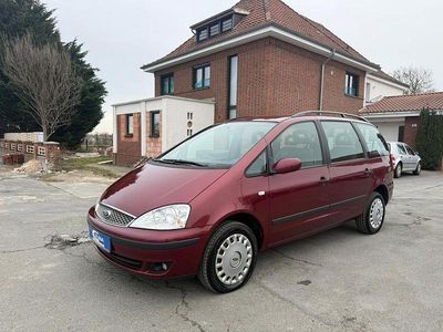 Rot Gebraucht 2005 Ford Galaxy Futura Van / Kleinbus | 3.880 € (Teuer)