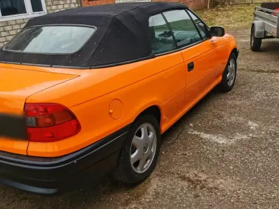 Gebraucht Opel Astra Cabriolet 115 PS (84 kW) 1997 Cabrio