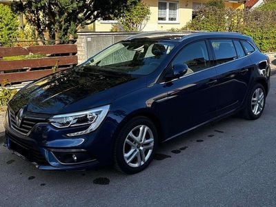 Second-hand Renault Mégane GrandTour Experience 101 CP (74 kW) 2017 Albastru Break