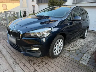 Gebraucht BMW 218 Gran Tourer Advantage 150 PS (110 kW) 2020 Blau Van / Kleinbus