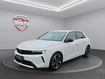 Weiß Gebraucht 2023 Opel Astra Elegance Limousine | 17.990 € (Fairer Preis)