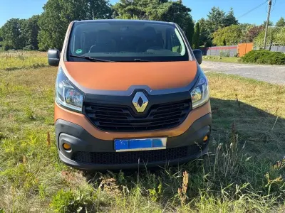 Gebraucht Renault Trafic 140 PS (102 kW) 2015 Grau Van / Kleinbus