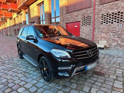 Brugt Mercedes ML350 258 HK (189 kW) 2014 Sort SUV