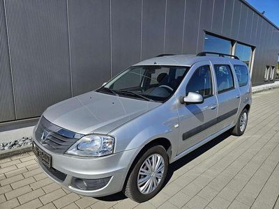 Gebraucht Dacia Logan Lauréate 88 PS (64 kW) 2012 Platingrau Kombi