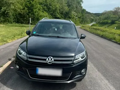 Gebraucht VW Tiguan Sportline 140 PS (102 kW) 2013 Schwarz SUV