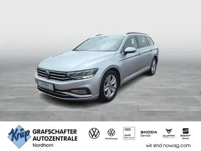 Gebraucht VW Passat Business 200 PS (147 kW) 2023 Gelb Kombi