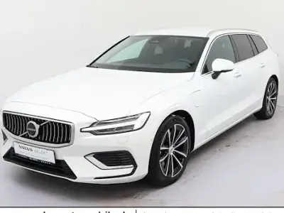Gebraucht Volvo V60 Core 350 PS (257 kW) 2025 Weiß Kombi
