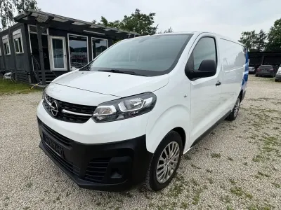 Gebraucht Opel Vivaro Edition 144 PS (105 kW) 2022 Weiß Van / Kleinbus
