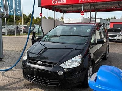Usata Ford S-MAX S 140 CV (102 kW) 2010 Nero Monovolume