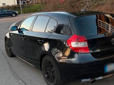 Gebraucht BMW 120 150 PS (110 kW) 2005 Schwarz Kleinwagen