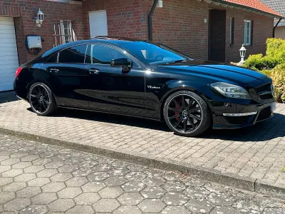 Gebraucht Mercedes CLS63 AMG AMG 557 PS (409 kW) 2012 Schwarz Coupé