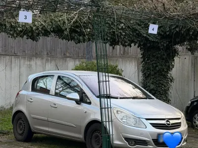 Gebraucht Opel Corsa 80 PS (58 kW) 2006 Silber Kleinwagen