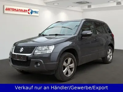 Gebraucht Suzuki Grand Vitara 129 PS (94 kW) 2012 Grau SUV